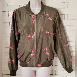 NWOT Available by Angela Fashion flull zip  floral bomber jacket size M